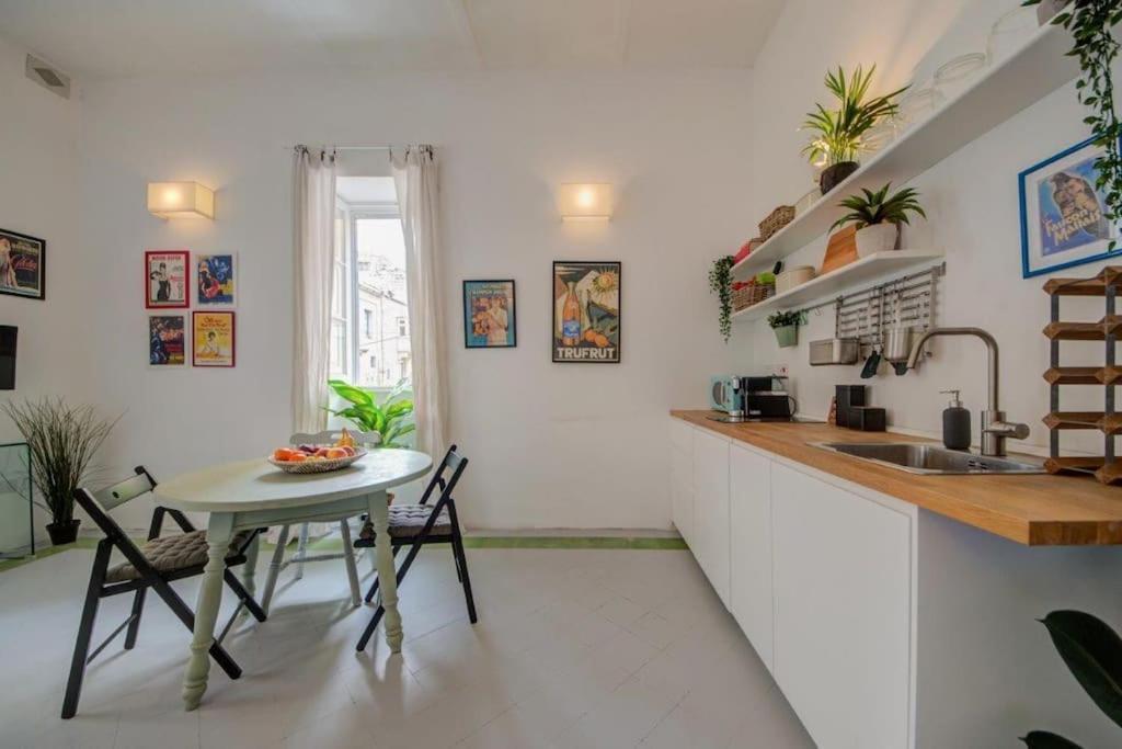 Traditional Maltese Town House In Floriana Bagian luar foto